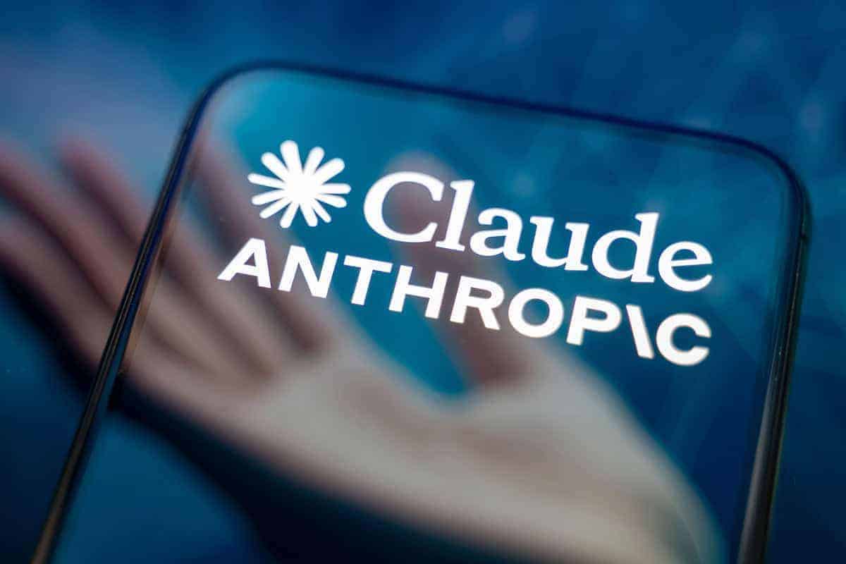 Anthropic lança Claude Sonnet 5.5 mais rápido e até 30% mais barato