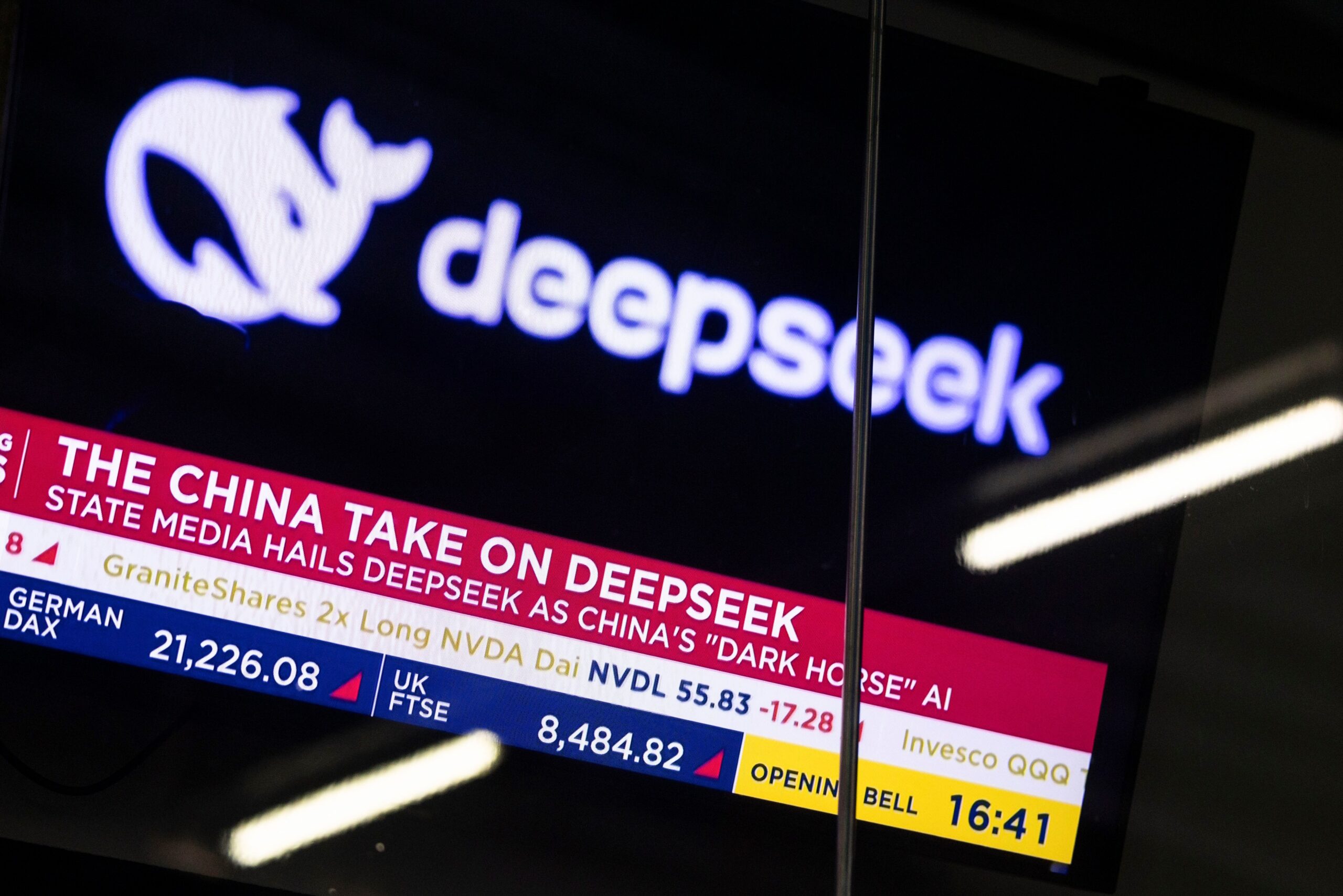 EUA vetam uso da IA chinesa DeepSeek em agências do governo