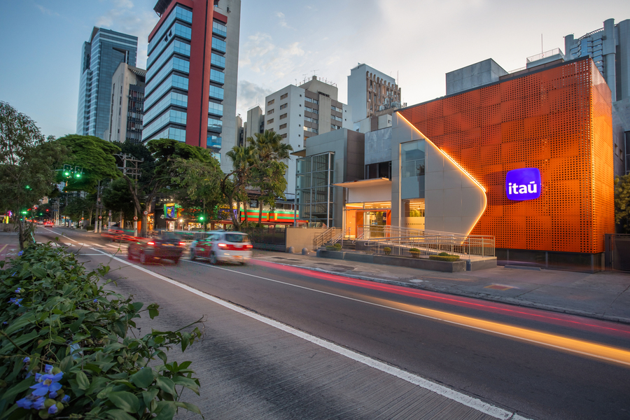 Itaú Unibanco anuncia compra da startup de IA NeoSpace por R$ 2,925 bilhões